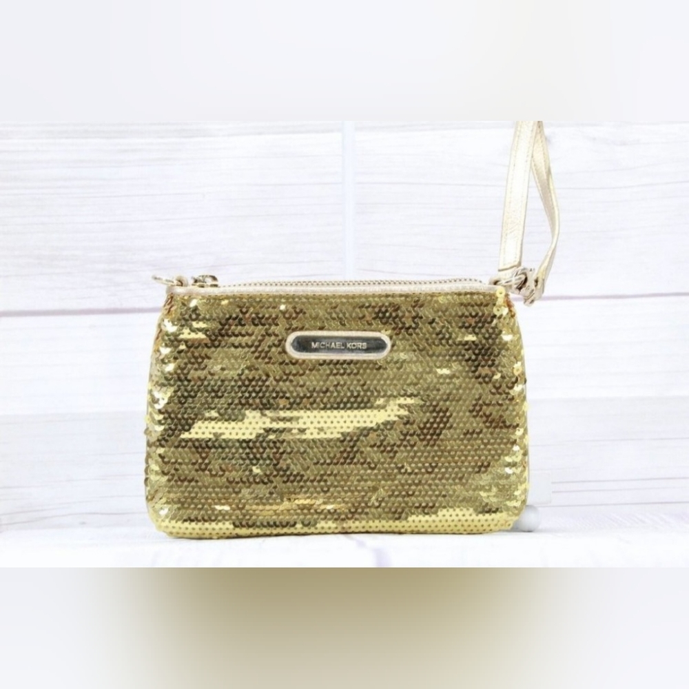 NWT Michael Kors Gold Sequin Wristlet